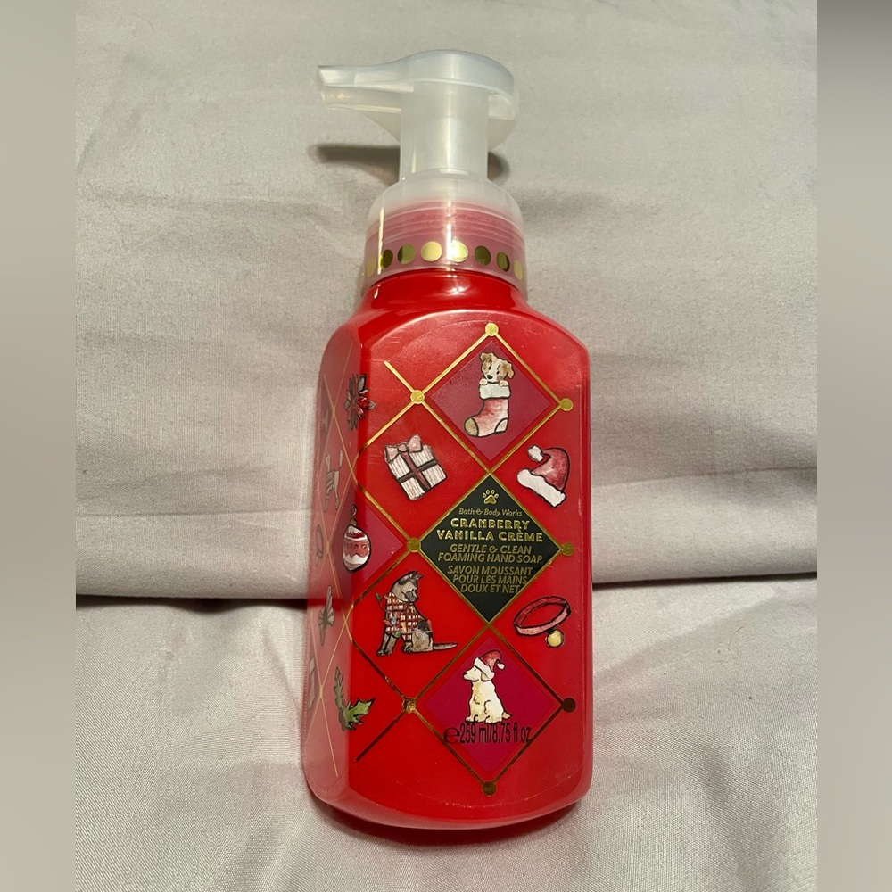 Bath & Body Works Cranberry Vanilla Creme Hand Soap - Bright Red